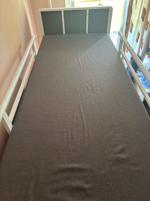 Диван кравать в хорошем сосотоянии