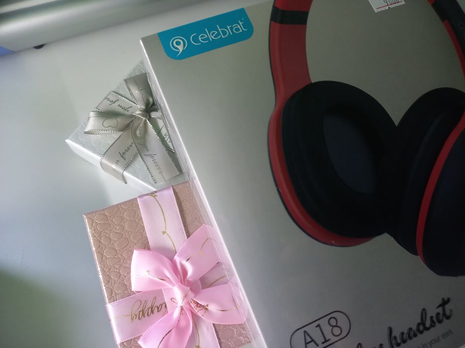 Wireless наушники