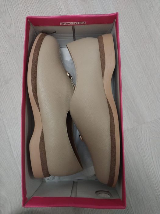 Продается обувь новая!