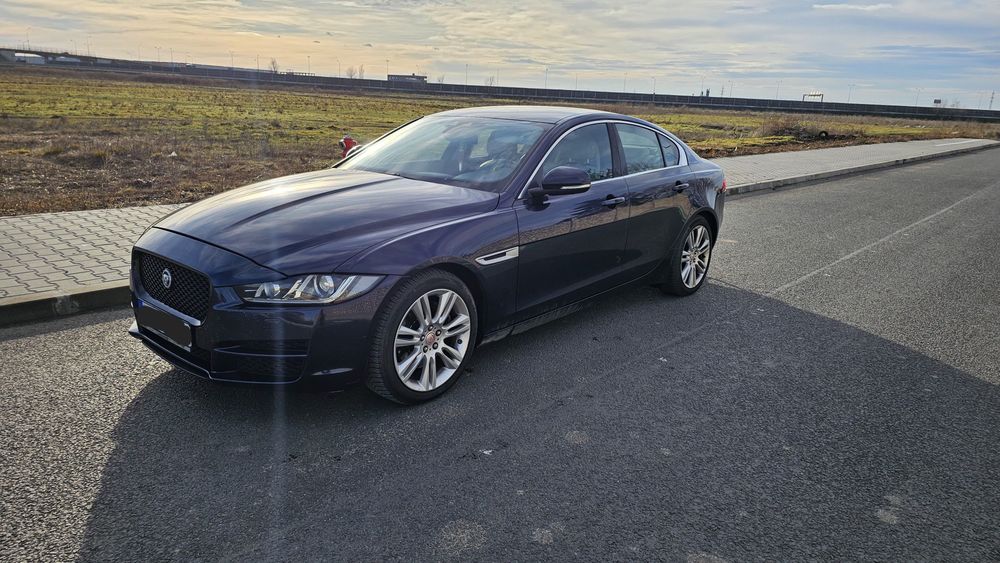 Jaguar XE 2.0D 180 CP Automat 2015 | 185.000 km | Motor defect