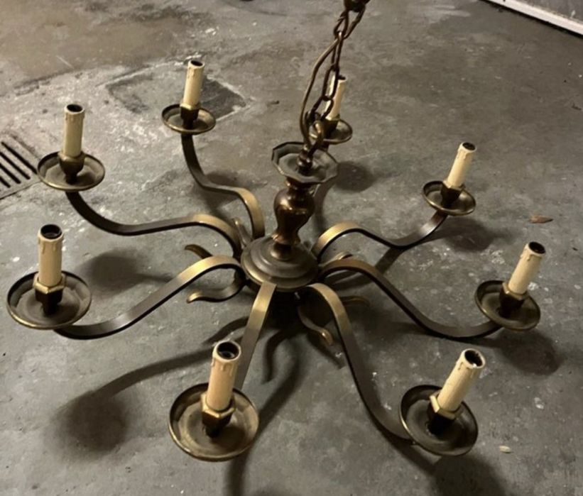 Candelabru bronz masiv cu 8 brațe,lichidare stoc