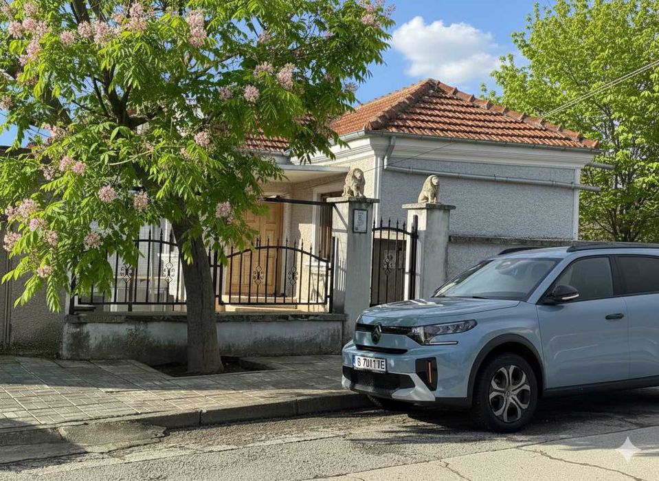 "Къщата с Лъвовете" - гр. Каспичан, област Шумен