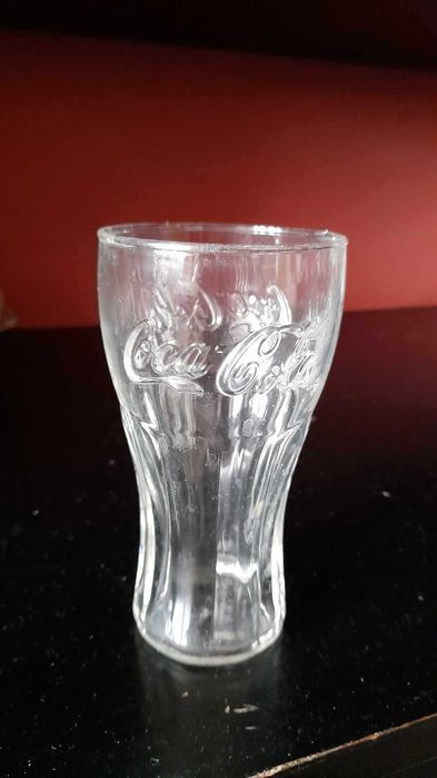 Чисто нови чаши Coca-Cola