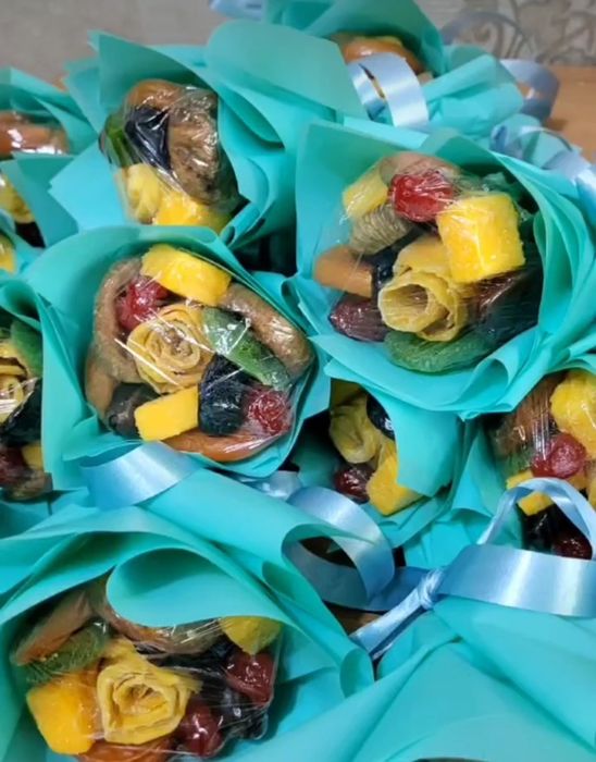 Боксы из сухофруктов