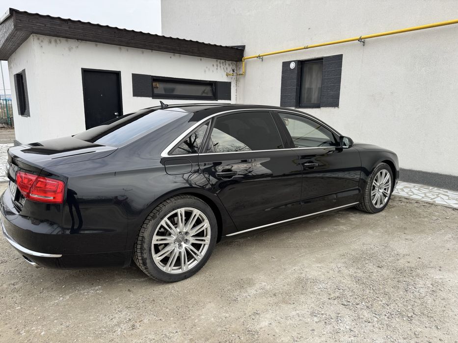 Vand Audi A8 Long