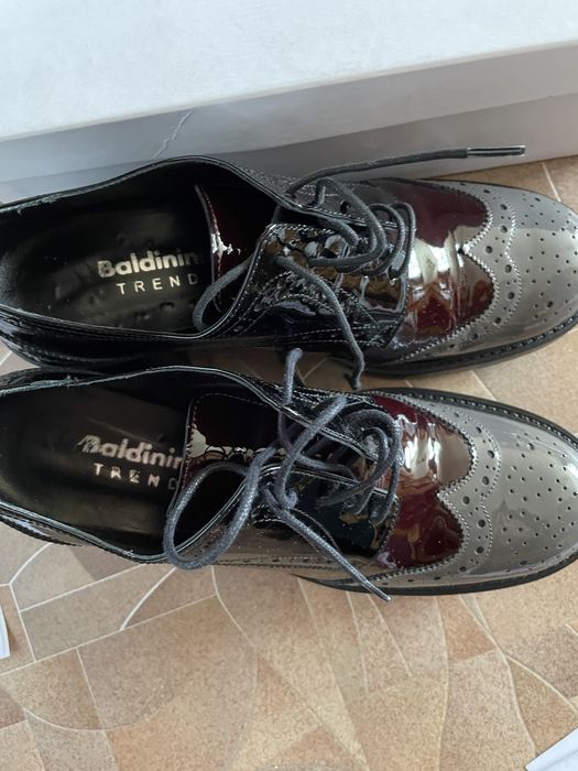 Женские туфли