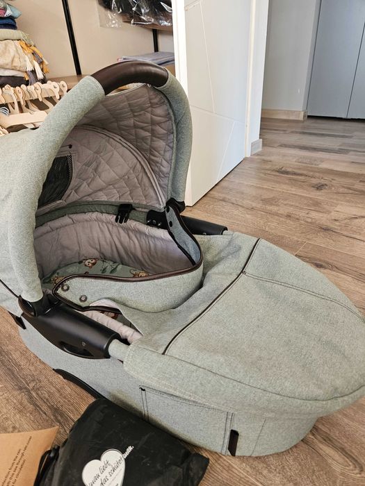 Количка Mutsy Evo 3в1