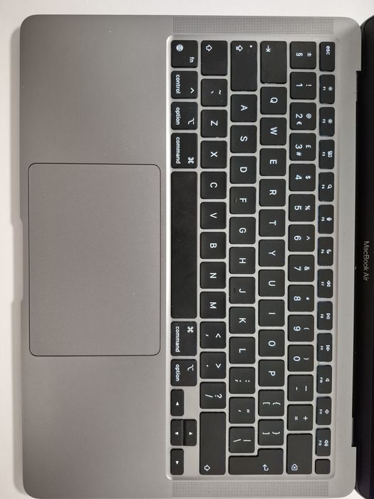 macbook air m1 16 gb - Laptopuri oferte online | OLX.ro