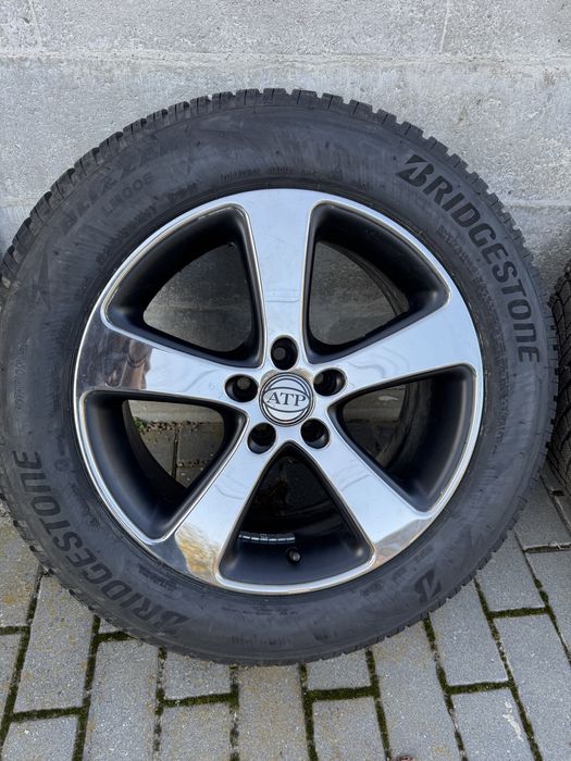Roți complete de iarnă Bridgestone 225/60/R17