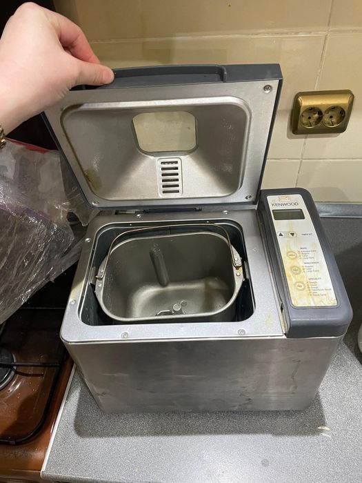 Продается хлебопечь