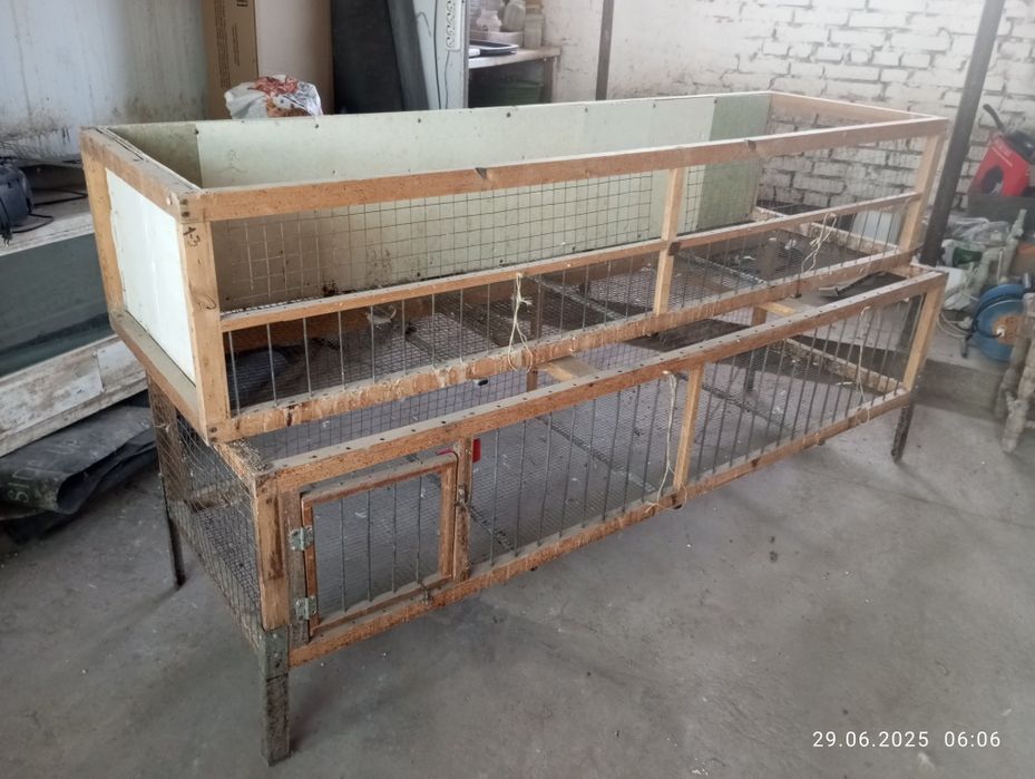 Продам клетки для курей