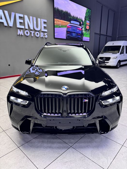 Продается BMW X7 M60i
