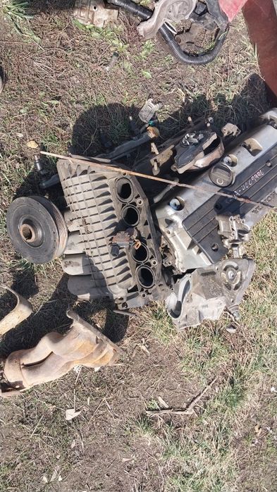 Запчасти Honda CR-V