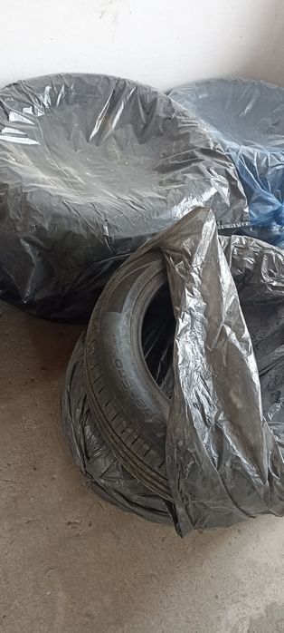 Продам шины 225/55/17