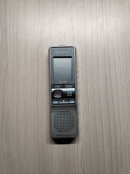 Цифровой диктофон Sony