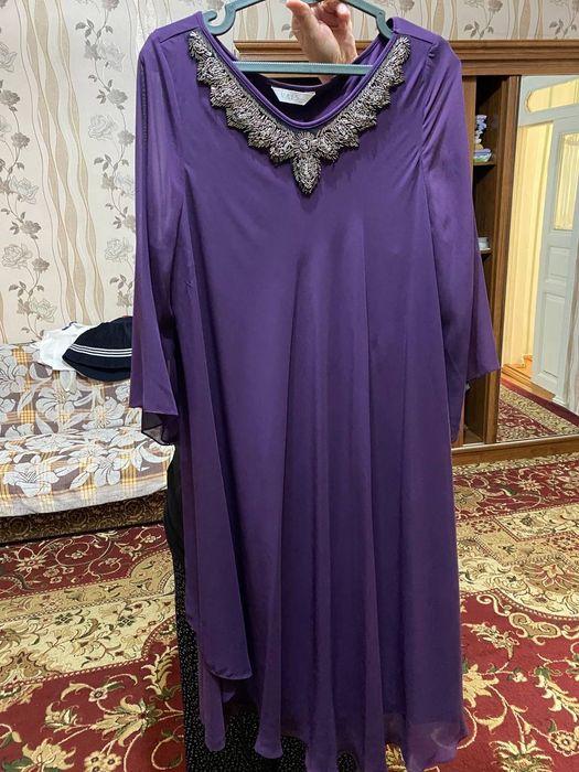 Красивая платье стильно модно