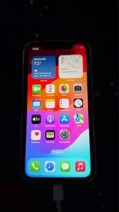 Vand Iphone 11 stare buna