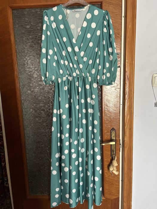 Rochie verde cu buline