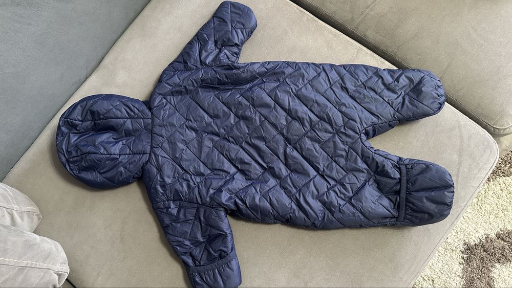 Продам комбинезон 62р