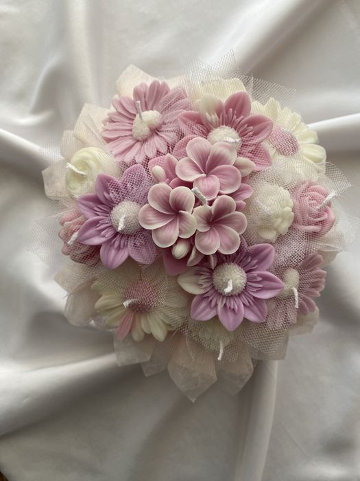 Ароматен букет от соеви свещи