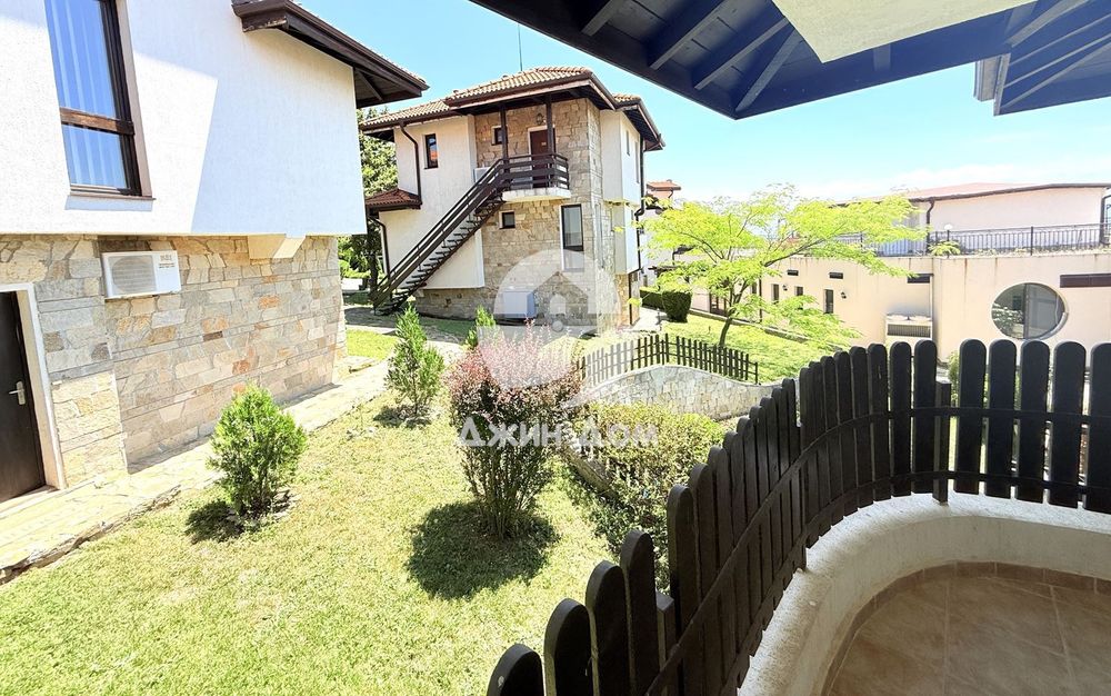 Продава се Тристаен апартамент в с. Кошарица, Област Бургас - 87 кв.м за 1035 €/кв.м - Снимка #11