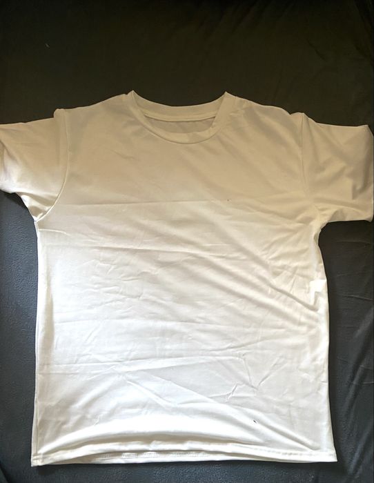 футболка новая.