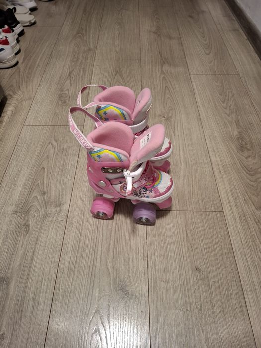 Patine cu rotile.