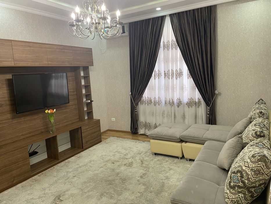 (335) Сдам 2 комн. 4 из 4 ул. Шота Руставели (GRAND MIR HOTEL)