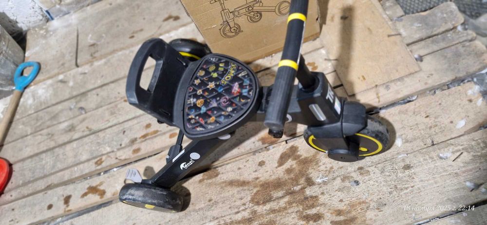 Детский трехколесный велосипед.