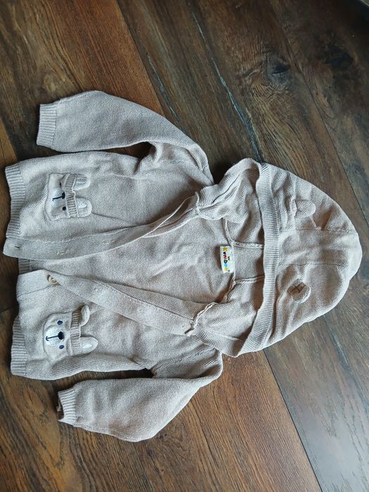 Лот от 7 връхни дрешки - ризи, якенца, елече 80