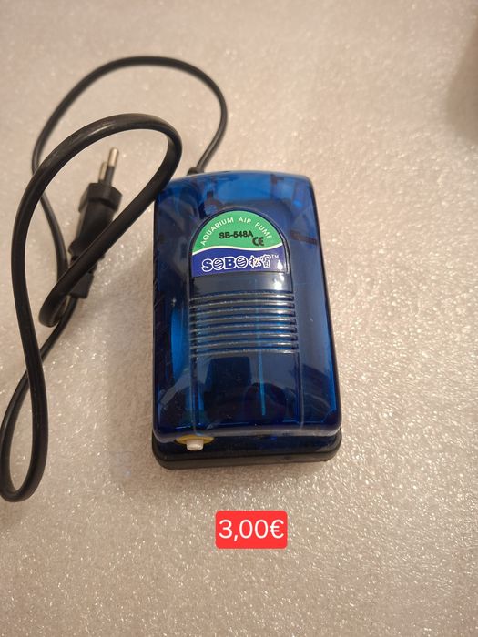 Декорация за аквариум и принадлежности.