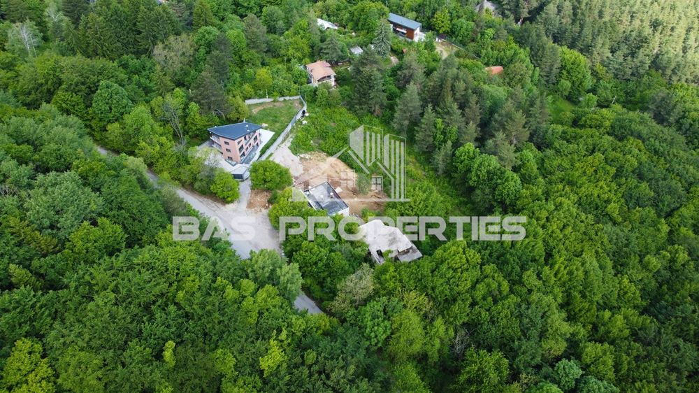 Парцел в София-Бояна площ 3100