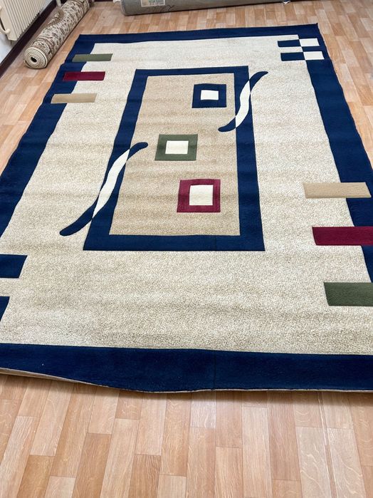 Ковры б/у в хорошем состоянии