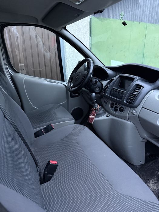 Opel Vivaro 2011