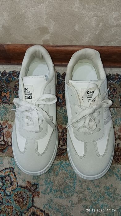 Oq krasofka sotiladi