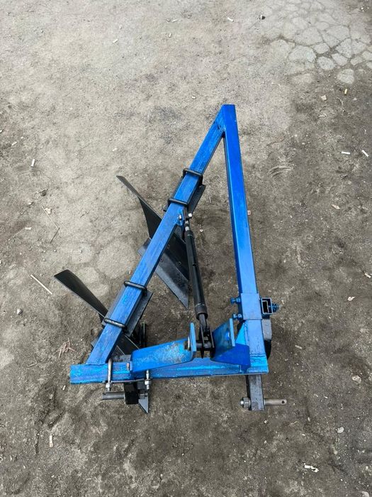 plug 2 trupite brazde cormoane tractor 18 - 22 cai 1 090 lei