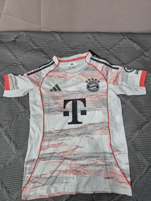 Футбольная форма Bayern