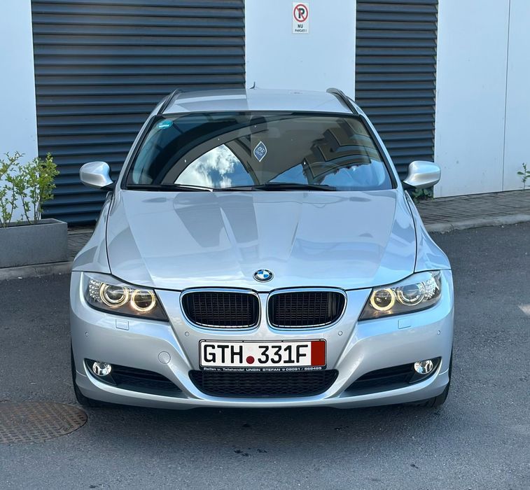 BMW seria 3 e91 2.0D Facelift Euro 5 11.2010 xenon navi mare