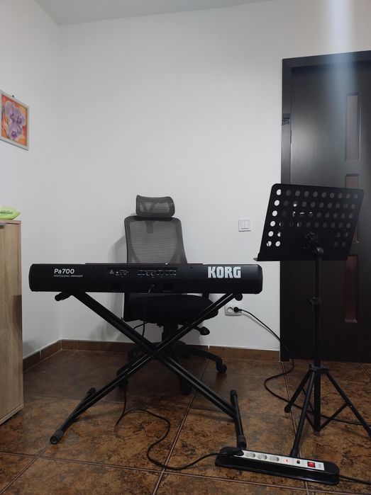 Korg pa 700 impecabil