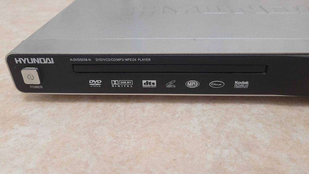 Продам DVD-плеер HYUNDAI
