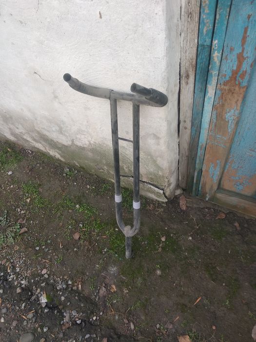 Детский велосипед.средний состояни.есть сваричний места