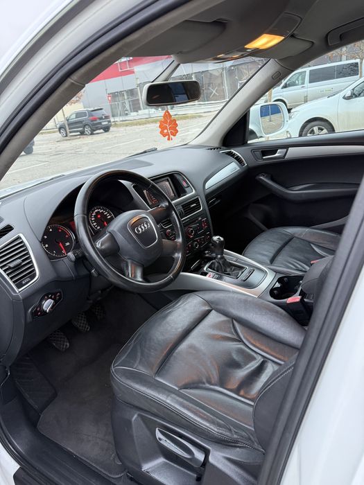 Audi Q5 quattro an 2012  diesel Variante Dacia Spring