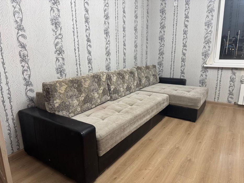 Диван фабричный российский 3м