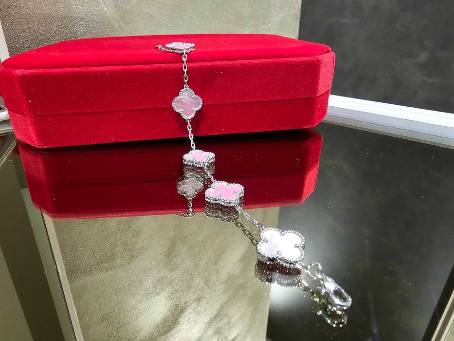 Van Cleef & Arpels VCA Silver Pink Opal 5 Motif Alhambra Дамска Гривна