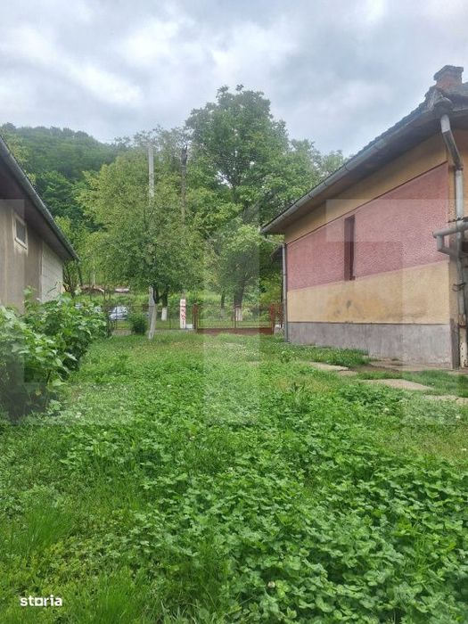 De vanzare casa 4 camere in Nadrag