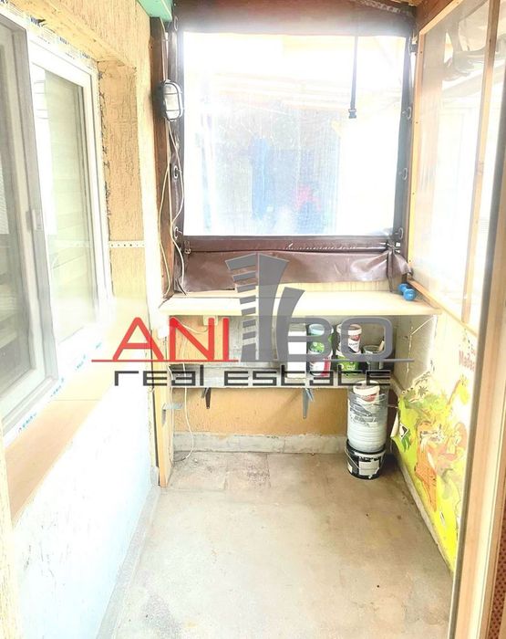 Продава се Двустаен апартамент в Варна, Цветен квартал - 60 кв.м за 2415 €/кв.м - Снимка #9