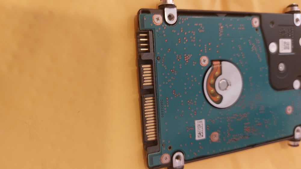 4x HDD laptop SATA 2.5inch 500GB Toshiba NOU