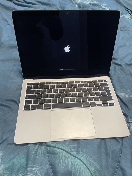 Макбук планшет в отличном состоянии