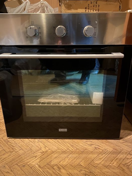 Встраиваемая электро духовка