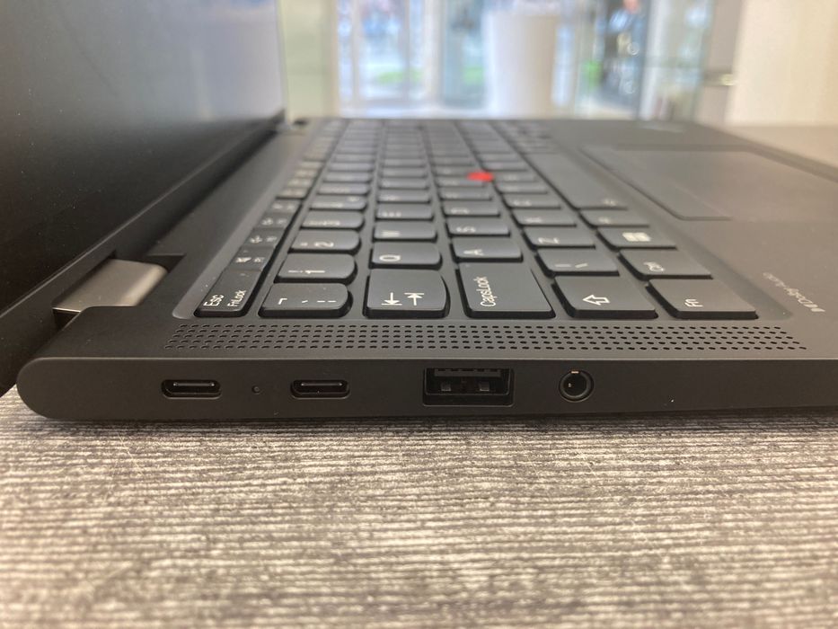 Lenovo ThinkPad x13 2 in 1